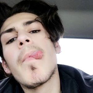 Meet your Posher, Wesley